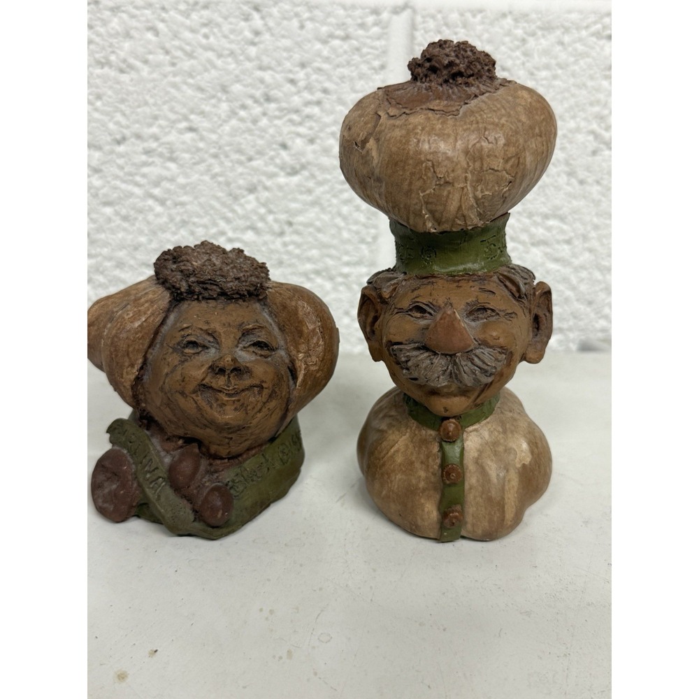 Garlic Head Gnomes Chef (#25) & Garlina (#38) Signed by‎ Thomas Clark 1983 Cairn